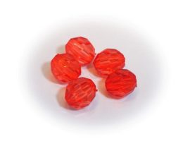 10mm piros metszett gyöngy - plastic