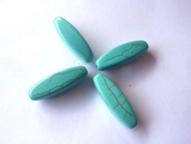 Márványos világos türkiz 8x25mm hosszúkás