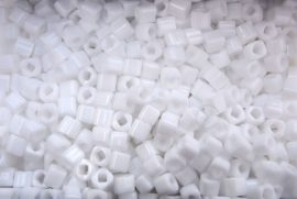 Matt fehér - TOHO cube kockagyöngy 3mm